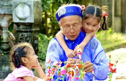 Nặn tò he ở Xuân La xã Phượng Dực có cách đây 300 năm.