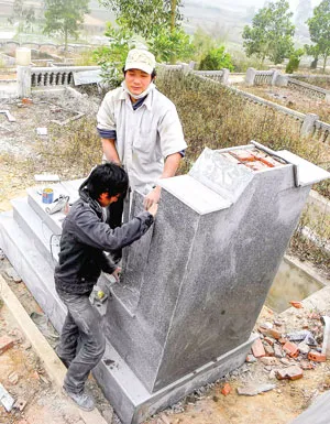 Bám sống ở nghĩa trang ảnh 5 Bám sống ở nghĩa trang ảnh 5