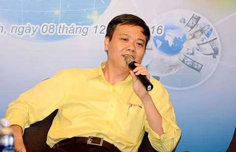 "Chúng ta nên hiểu ERP là hệ thống quản lý chứ không đơn thuần là một dự án IT", ông Sơn nhấn mạnh. "Chúng ta nên hiểu ERP là hệ thống quản lý chứ không đơn thuần là một dự án IT", ông Sơn nhấn mạnh.