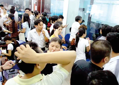 NĐT nhỏ lẻ cần tỉnh táo trước những vỏ bọc nhằm "dìm" thị trường để trục lợi. Ảnh: LÃ ANH NĐT nhỏ lẻ cần tỉnh táo trước những vỏ bọc nhằm "dìm" thị trường để trục lợi. Ảnh: LÃ ANH