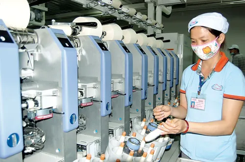 Cần lấy lại niềm tin cho DNNVV. Ảnh: CAO THĂNG Cần lấy lại niềm tin cho DNNVV. Ảnh: CAO THĂNG