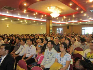 Các nhà đầu tư khu vực Tây nguyên tìm kiếm cơ hội tại hội nghị. Các nhà đầu tư khu vực Tây nguyên tìm kiếm cơ hội tại hội nghị.