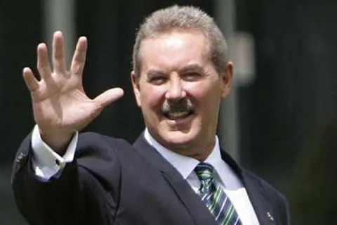 Hiệp sĩ Allen Stanford đã khiến cả Hoa Kỳ rúng động sau cú lừa 8 tỷ USD. (Ảnh:Telegraph.co.uk) Hiệp sĩ Allen Stanford đã khiến cả Hoa Kỳ rúng động sau cú lừa 8 tỷ USD. (Ảnh:Telegraph.co.uk)