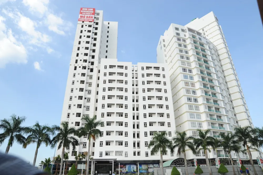 Him Lam Riverside giai đoạn 2 đã hoàn thiện bên ngoài..