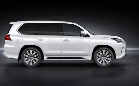 LX570 mới 2016. LX570 mới 2016.