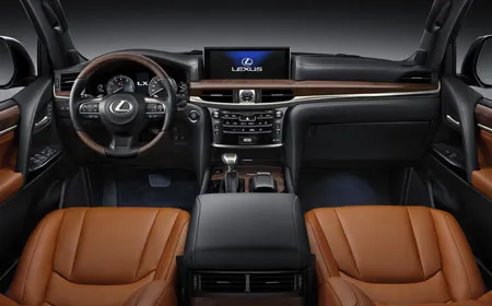 Nội thất sang trọng của LX570 mới 2016. Nội thất sang trọng của LX570 mới 2016.