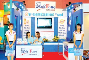 Thương hiệu MobiFone (thuộc VNPT) đem về lợi nhuận trước thuế năm 2010 gần 6.000 tỷ động. Ảnh: LÃ ANH Thương hiệu MobiFone (thuộc VNPT) đem về lợi nhuận trước thuế năm 2010 gần 6.000 tỷ động. Ảnh: LÃ ANH