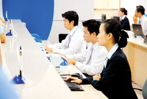 Bộ máy nhân sự tinh gọn, hiệu quả giúp DN vượt khủng hoảng luôn là bài toán khó. Ảnh: LÃ ANH