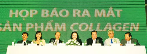 Họp báo ra mắt nước uống cao cấp Collagen.