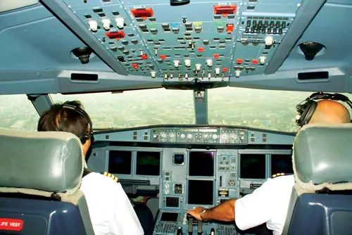 Phi công hàng không dân dụng là nghề nhiều áp lực.