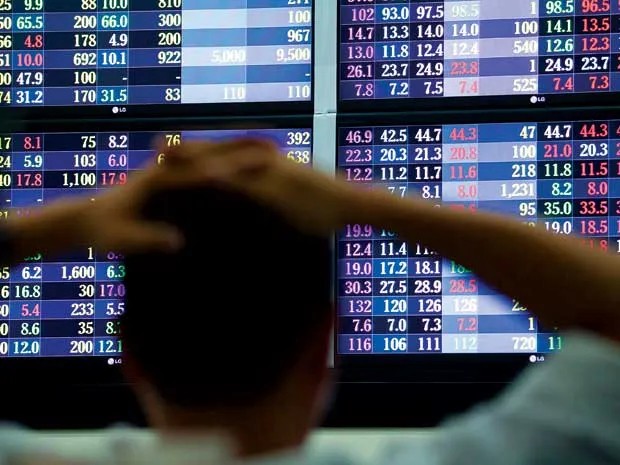 Việc không trả được tiền của các CTCK sẽ khiến cho nợ xấu của hệ thống ngân hàng tăng. Ảnh minh hoạ.