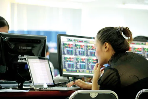 NĐT rất thích chọn sàn Hà để "đánh quả". Ảnh: LÃ ANH NĐT rất thích chọn sàn Hà để "đánh quả". Ảnh: LÃ ANH
