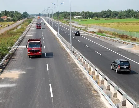 Khoản tín dụng này sẽ được sử dụng để đầu tư nâng cấp cơ sở hạ tầng ở 3 thành phố hạng trung. Khoản tín dụng này sẽ được sử dụng để đầu tư nâng cấp cơ sở hạ tầng ở 3 thành phố hạng trung.