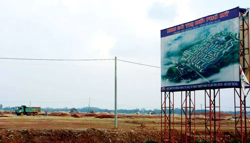 Dự án khu đô thị Phú Mỹ không có trong quy hoạch đô thị của tỉnh nhưng vẫn được cấp phép và triển khai xây dựng. Ảnh: HÀ MINH
