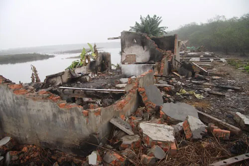 Những sai phạm trong vụ cưỡng chế thu hồi đất ở Tiên Lãng, Hải Phòng càng đặt ra yêu cầu phải sửa đổi Luật Đất đai 2003.