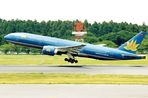 Trong phương án sắp xếp, đổi mới DNNN, Vietnam Airlines sẽ do Nhà nước nắm giữ trên 50% vốn điều lệ. Trong phương án sắp xếp, đổi mới DNNN, Vietnam Airlines sẽ do Nhà nước nắm giữ trên 50% vốn điều lệ.