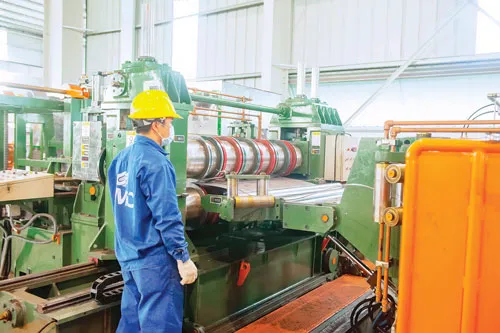 Với việc đưa vào vận hành nhà máy coil center thép cán nóng SMC Tân Tạo, SMC đã có hệ thống 4 coil center trên khắp cả nước. Với việc đưa vào vận hành nhà máy coil center thép cán nóng SMC Tân Tạo, SMC đã có hệ thống 4 coil center trên khắp cả nước.