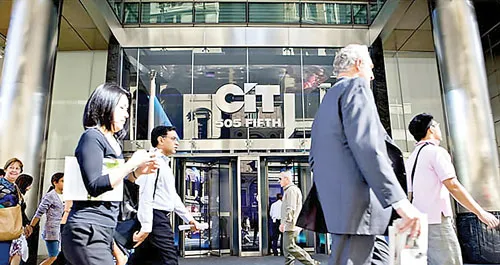 CIT chỉ cần 38 ngày để vượt thoát tình trạng phá sản. CIT chỉ cần 38 ngày để vượt thoát tình trạng phá sản.