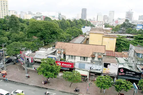 Những khu đất vàng nếu cơ quan nhà nước thuê phải đóng tiền thuê đất cao. Ảnh: LÃ ANH Những khu đất vàng nếu cơ quan nhà nước thuê phải đóng tiền thuê đất cao. Ảnh: LÃ ANH