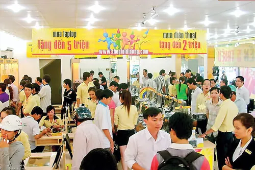 Năm 2011, bình quân 3 ngày Thế giới di động mở 1 siêu thị mới. Năm 2011, bình quân 3 ngày Thế giới di động mở 1 siêu thị mới.