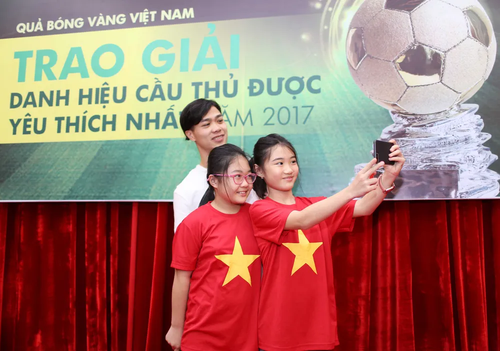 Tiền đạo Nguyễn Công Phượng: Ngôi sao bình dị ảnh 4