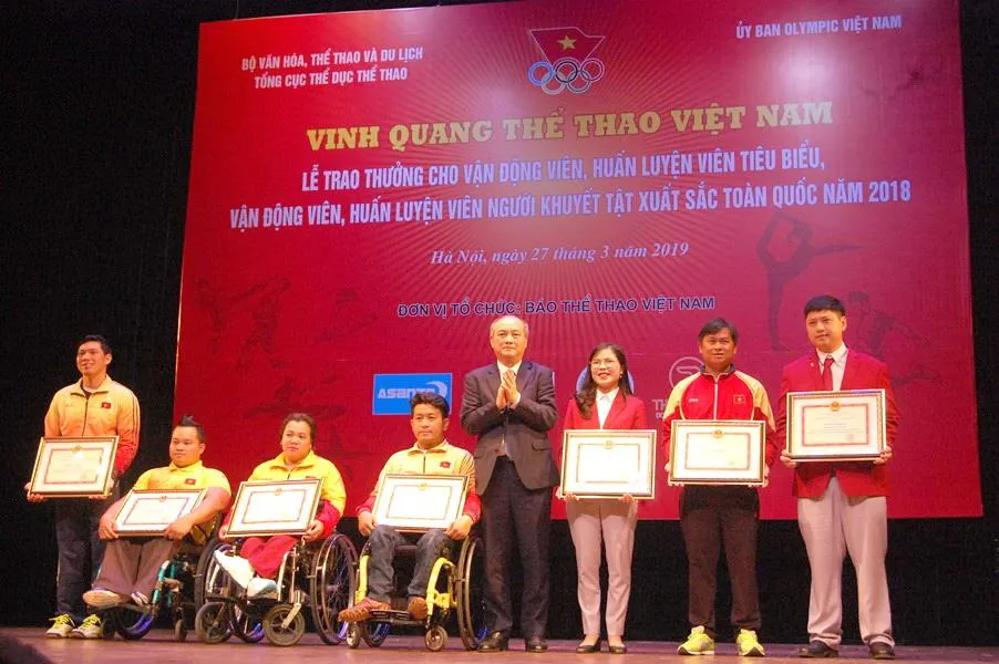 Vinh danh VĐV và HLV tiêu biểu năm 2018 ảnh 1 Vinh danh VĐV và HLV tiêu biểu năm 2018 ảnh 1