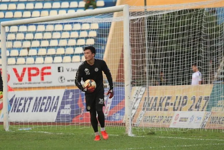 Thi đấu nhạt nhòa, Hà Nội trắng tay trên sân Thiên Trường ảnh 1