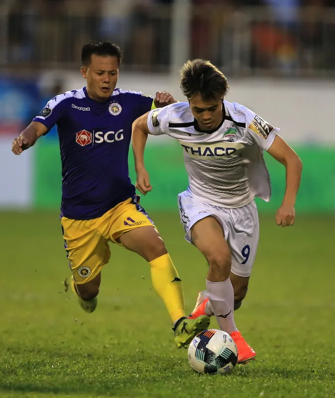 Đình Trọng chấn thương, HAGL - Hà Nội kết thúc với tỉ số hòa ảnh 2
