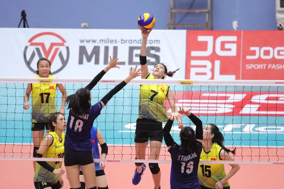 Đánh bại U.23 Thái Lan, các cô gái Việt Nam giành HCĐ châu Á ảnh 3