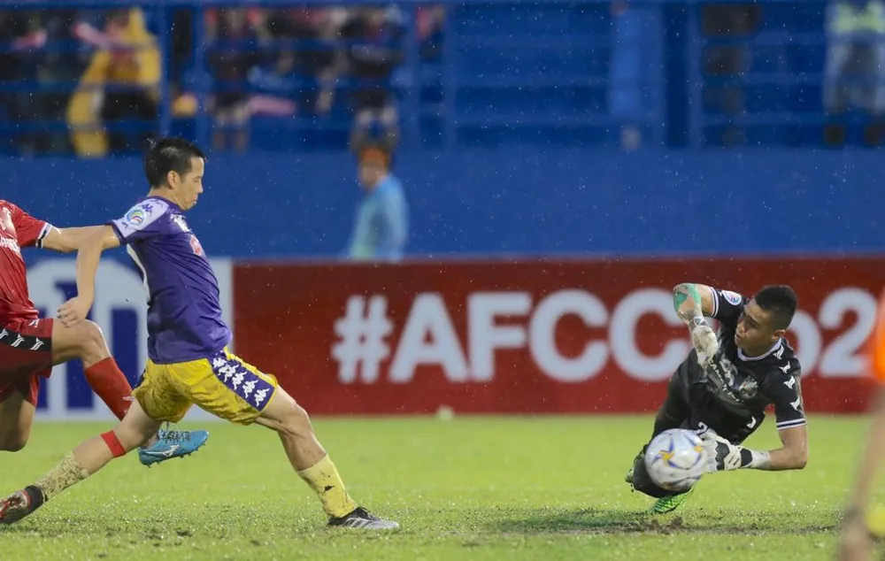 Chung kết AFC Cup 2019: Văn Quyết tiếp tục tỏa sáng trên hàng công Hà Nội ảnh 2