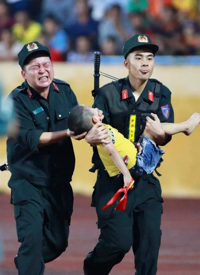 HA.GL - Nam Định 2-2: Cầm vàng lại để vàng rơi ảnh 3