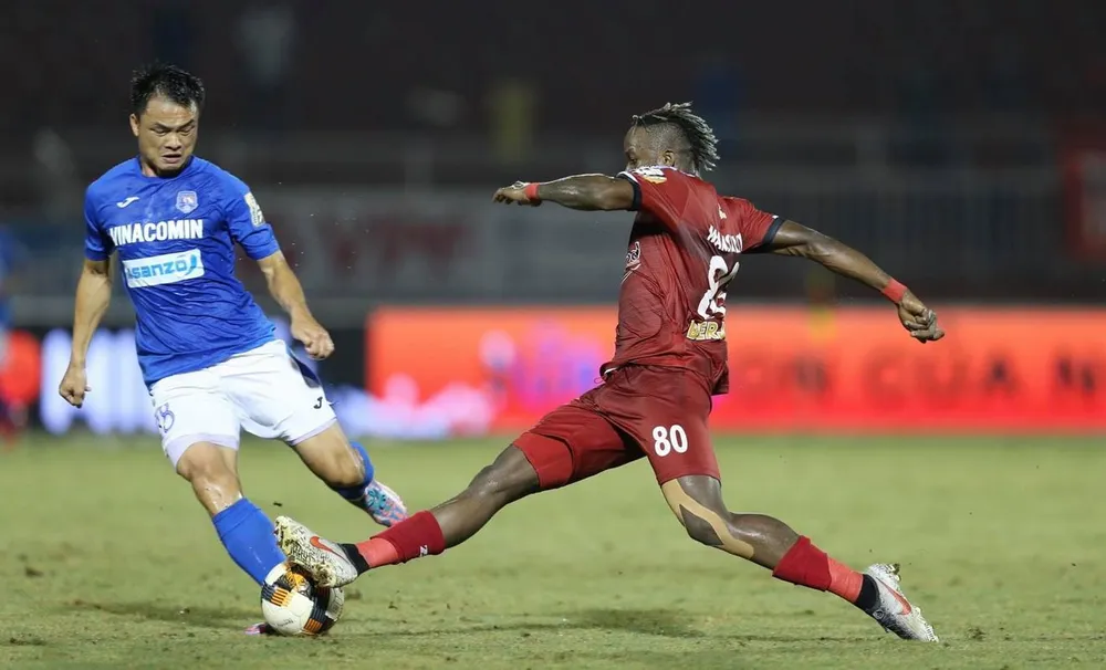 CLB TPHCM thắp sáng lại hy vọng đua vô địch mùa này. Ảnh: DŨNG PHƯƠNG