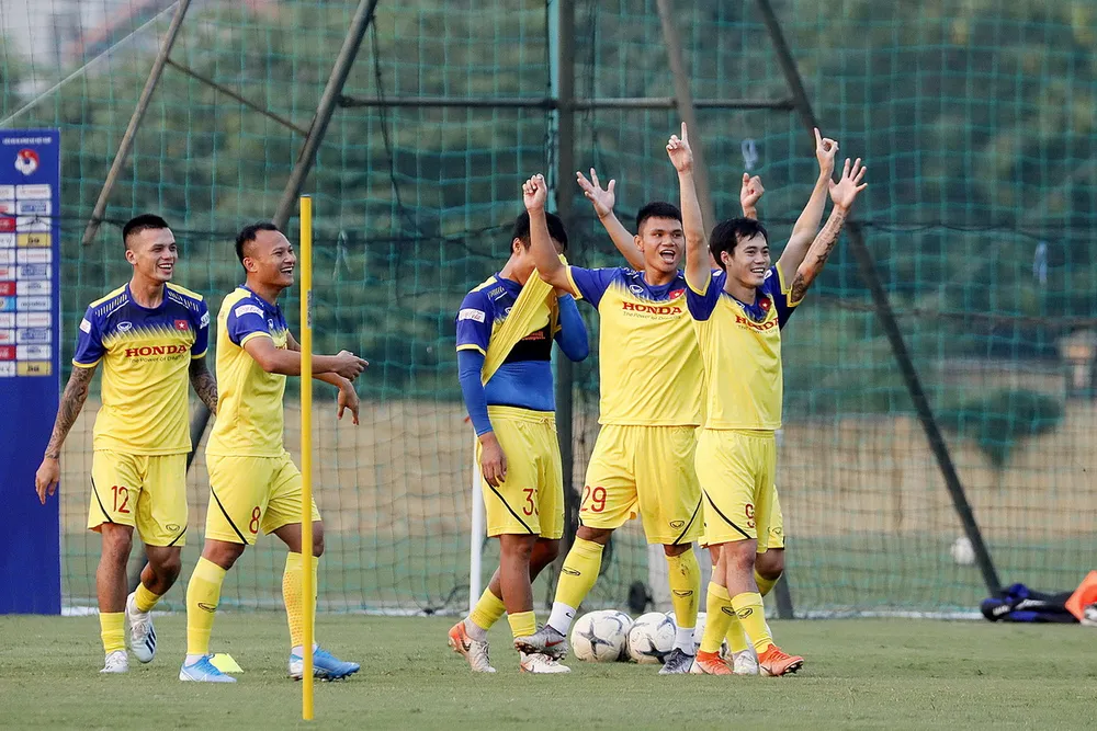 Anh Đức và Quế Ngọc Hải trở lại báo tin vui cho tướng Park ảnh 5