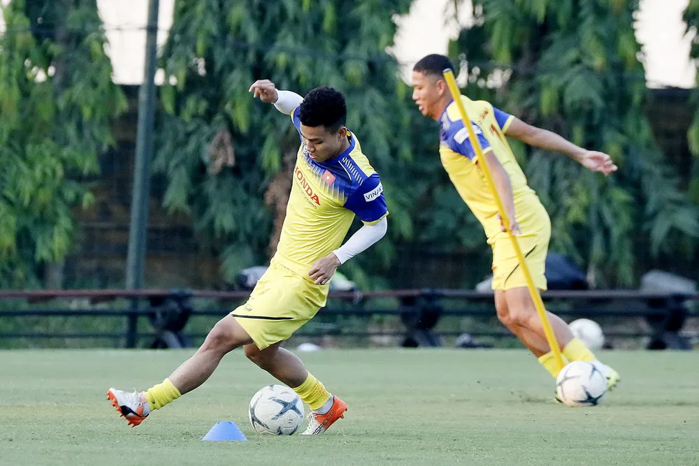 Chạy đua cùng thời gian ảnh 2