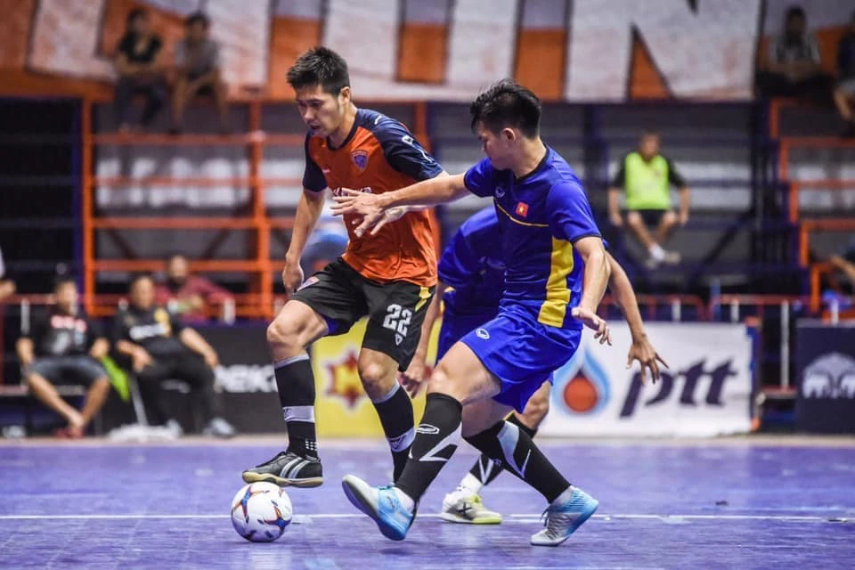 ĐT futsal Việt Nam hòa trận đầu tiên tại Thái Lan. Ảnh: Đoàn Nhật