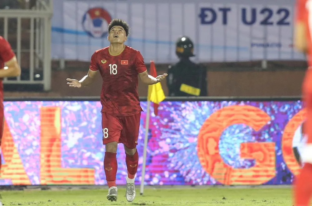Đức Chinh ghi bàn, U22 Việt Nam hòa tẻ nhạt U22 UAE ảnh 1