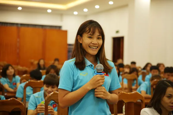 Ngày 20-10 với các tuyển thủ nữ Việt Nam ảnh 2