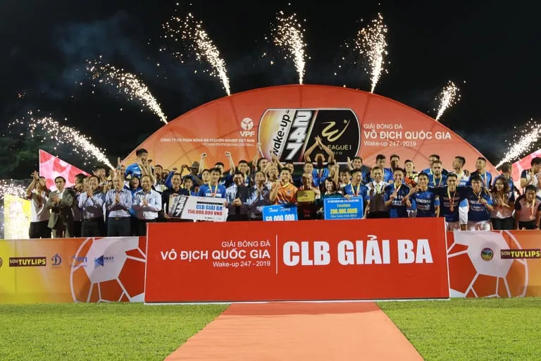 Đánh bại ĐKVĐ Hà Nội 4-2, Than Quảng Ninh xứng đáng giành HCĐ ảnh 3