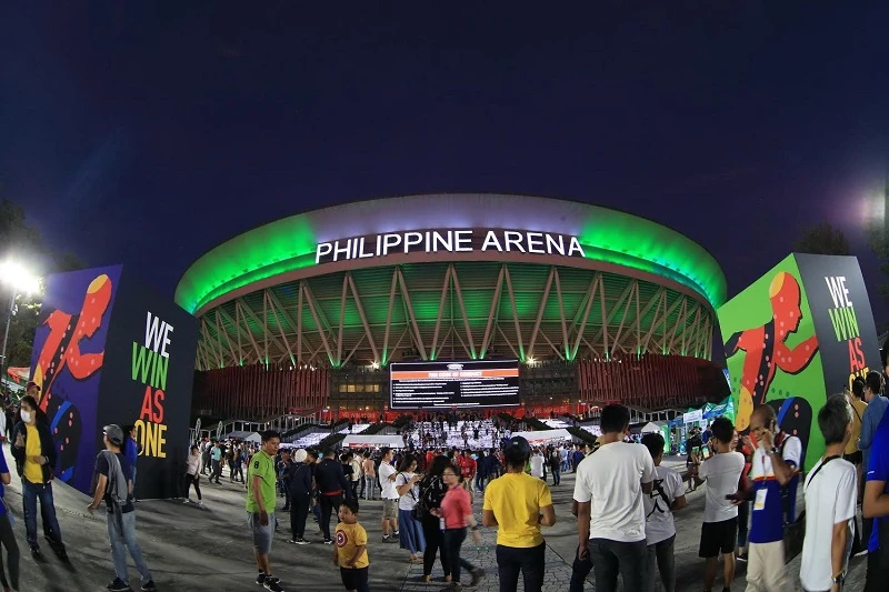 Nhà thi đấu đa năng Philippines Arena nhìn từ bên ngoài. Ảnh: Dũng Phương