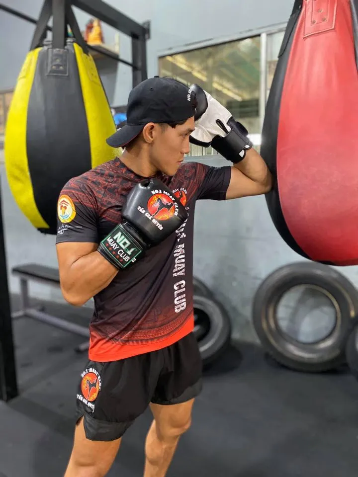 Hăng say luyện tập đẩy lùi Covid-19 ảnh 1