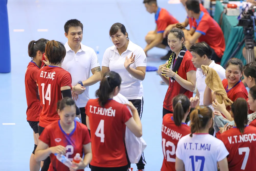 Giải bóng chuyền VĐQG 2020: Nữ khó lường, nam dễ đoán ảnh 3