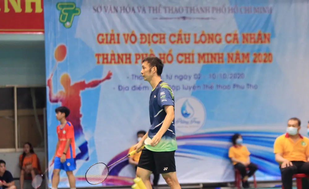 Giải Vô địch cầu lông cá nhân TPHCM 2020: Vũ Thị Anh Thư bất ngờ đánh bại đàn chị Vũ Thị Trang ảnh 2