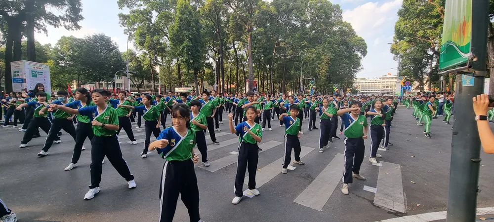 Sôi động Ngày chạy Olympic vì sức khỏe toàn dân năm 2021 ảnh 3