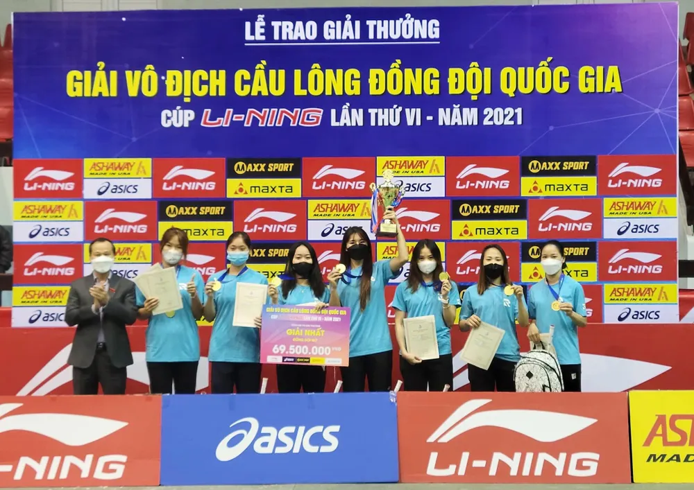 Đội nữ Thái Bình vô địch đồng đội toàn quốc. Ảnh: Liên đoàn cầu lông Việt Nam