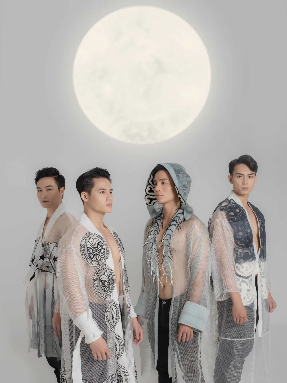 Vietnam Fitness Model 2021: Dàn Nam vương và Hoa hậu duyên dáng cổ vũ cho mùa 4 ảnh 2