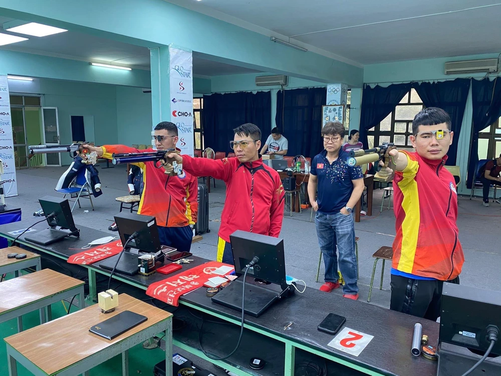 Xạ thủ Hoàng Xuân Vinh có thể sát cánh cùng đội tuyển bắn súng tại SEA Games 31 ảnh 1 Xạ thủ Hoàng Xuân Vinh có thể sát cánh cùng đội tuyển bắn súng tại SEA Games 31 ảnh 1