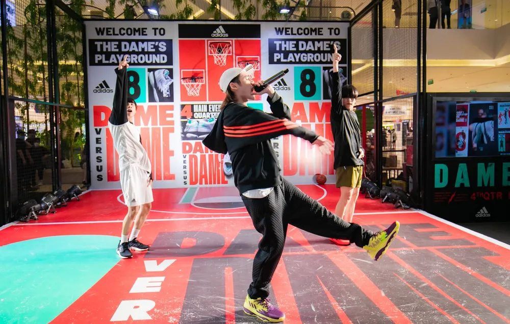 adidas mang Dame 8 khuấy động sân chơi bóng rổ Việt Nam ảnh 4