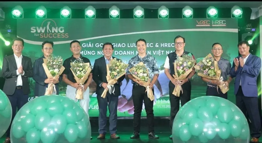 Giải đã được tổ chức thành công tốt đẹp.