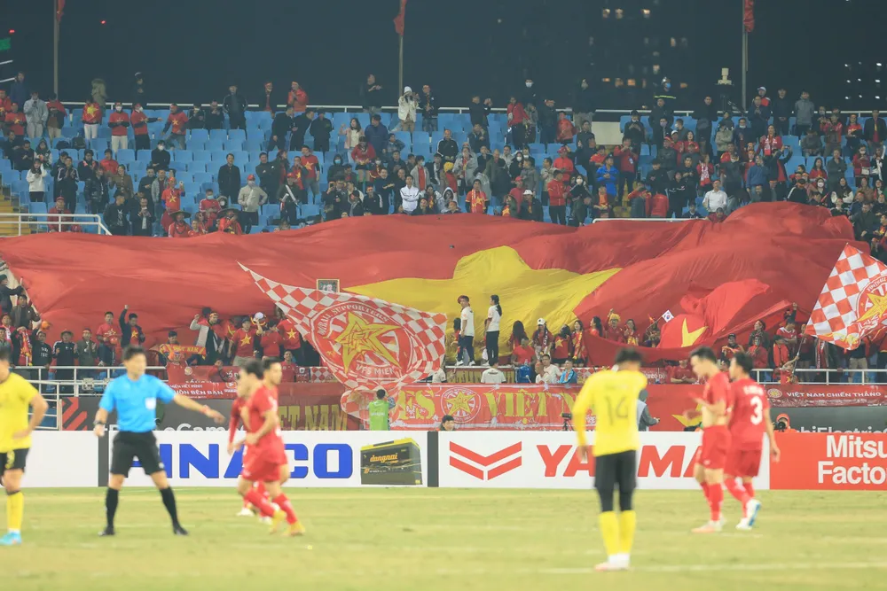 Sự cuồng nhiệt của CĐV đã tiếp thêm sức mạnh cho đội tuyển Việt Nam