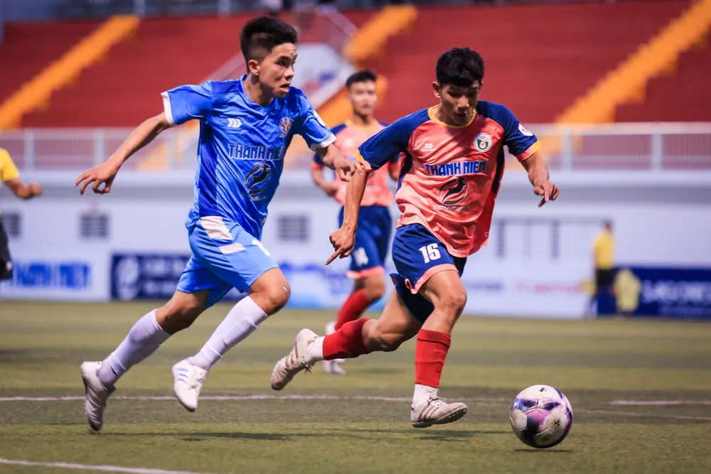 Cuộc so tài giữa ĐH Sư phạm TDTT TPHCM và ĐH Sư phạm kỹ thuật TPHCM cũng kết thúc với kết quả bất phân thắng bại Cuộc so tài giữa ĐH Sư phạm TDTT TPHCM và ĐH Sư phạm kỹ thuật TPHCM cũng kết thúc với kết quả bất phân thắng bại